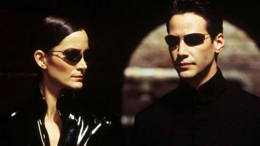 Gli occhiali da sole del film Matrix, un vero successo degli anni '90.